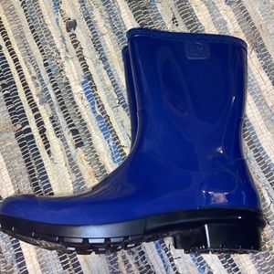 New ugh boots
